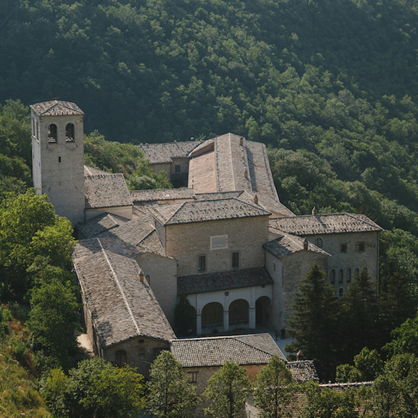 Monasteri Abbazie Conventi Santuari in Italia Turismo Religioso