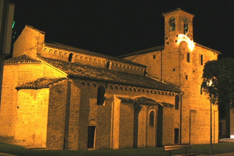 abbazia moie vista chiesa